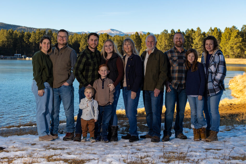 Monte Verde Lake Large Family Photos